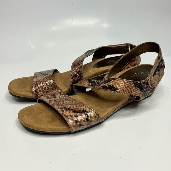 Aerosoles snake skin wedge sandals size 8.5 - Picture 1 of 7